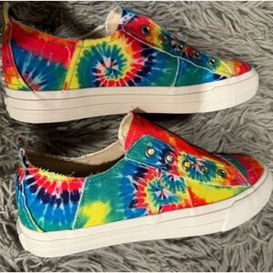 Gypsy Jazz rainbow tie dye size 7.5 sneakers. Brand new!